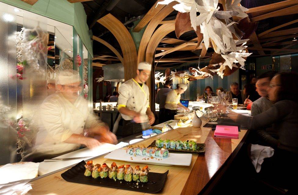 Ikebana innovador restaurante de cocina japonesa y brasileña