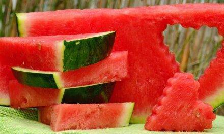 Watermelon – Health Benefits & Risks
