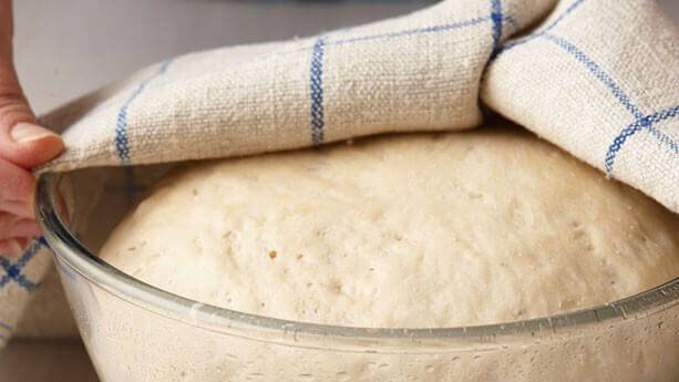 Pan, con el máximo de propiedades, es el que experimenta tres tipos de fermentación