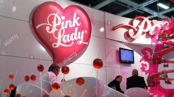 Pink Lady Europe presenta su carta de compromiso en Fruit Logistica