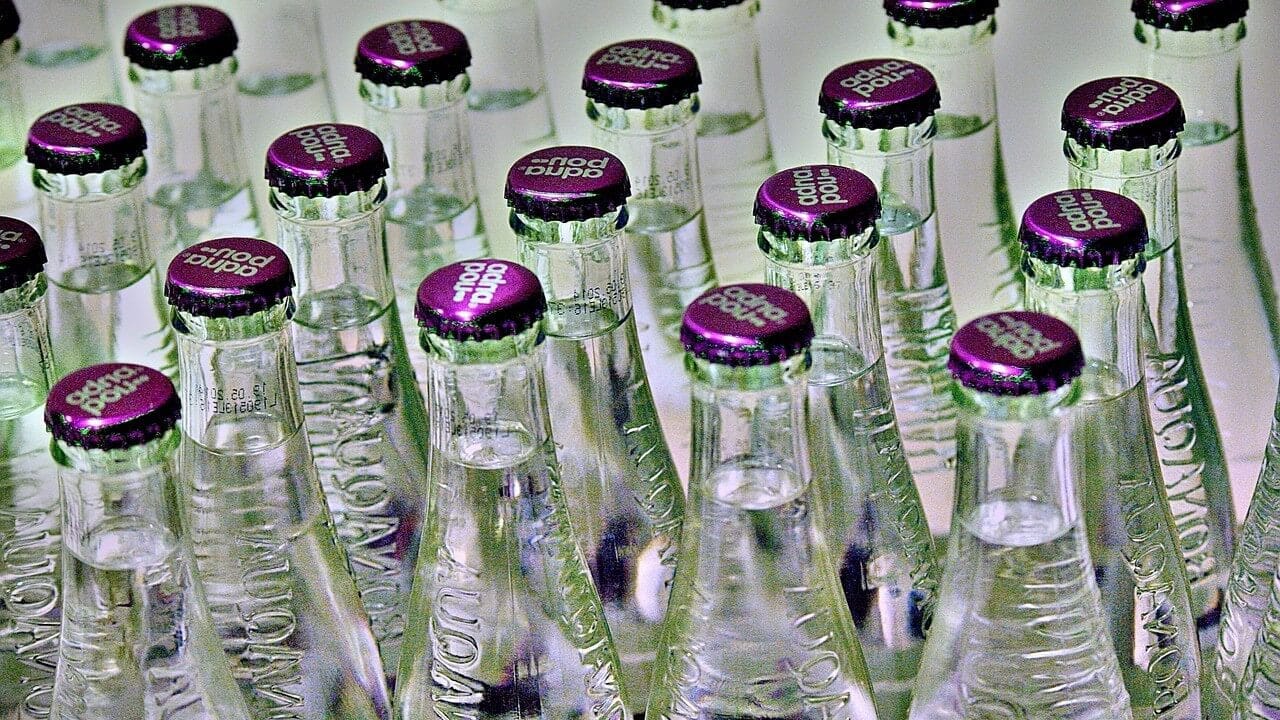 Buena idea, regresamos a las botellas retornables