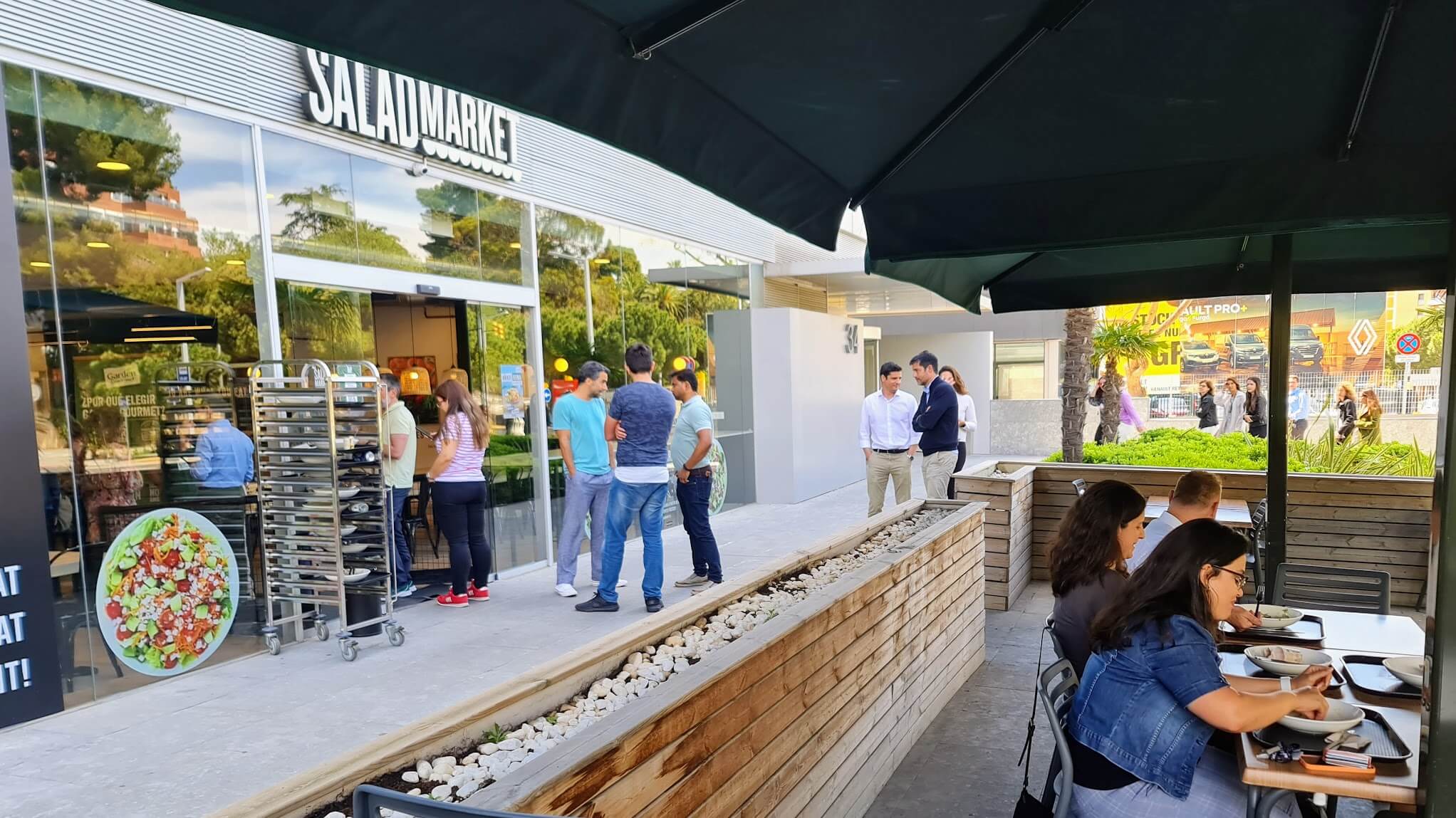 El turismo va bien; pero los ciudadanos del pais quisieran respuestas al reto de la disponibilidad de viviendas